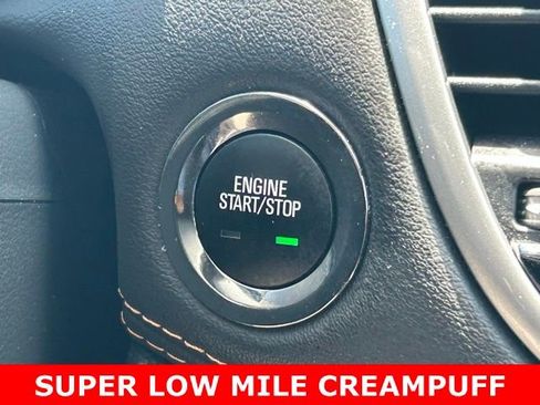 Used 2021 Chevrolet Trax LT w/ Sport Edition image 25