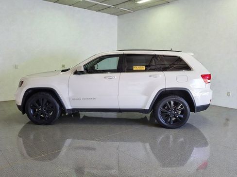 Used 2012 Jeep Grand Cherokee Altitude image 21