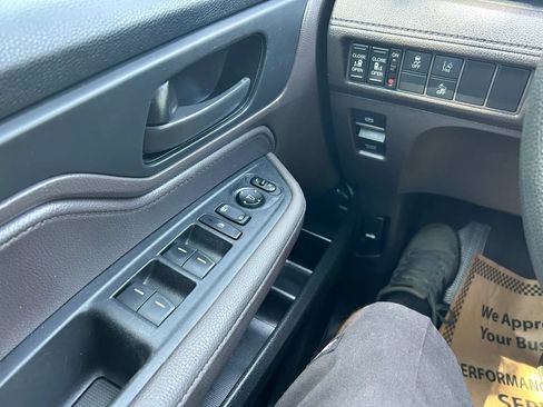 Used 2020 Honda Odyssey EX image 22