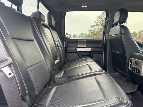 Used 2019 Ford F250 Lariat w/ Lariat Ultimate Package image 35