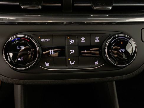 Used 2026 Buick Envista Preferred w/ Convenience I Package FWD image 18