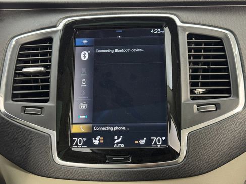 Used 2020 Volvo XC90 T6 Momentum image 25