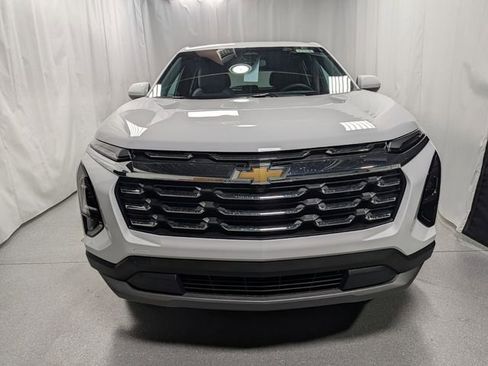 New 2026 Chevrolet Equinox LT w/ Convenience Package II image 8
