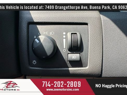 Used 2005 Chrysler 300 SRT8 w/ SRT Option Group II image 29