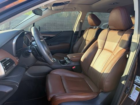 Used 2022 Subaru Outback Touring image 12