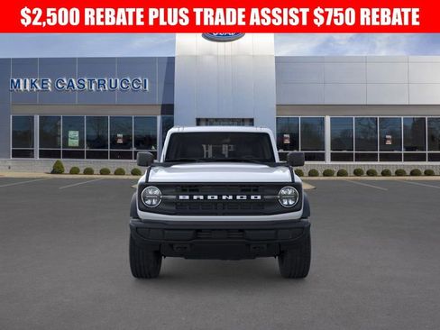 New 2025 Ford Bronco 4-Door image 6