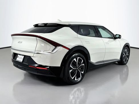 Used 2022 Kia EV6 Wind w/ Wind Technology Package AWD/4WD image 6