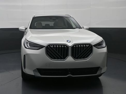 New 2026 BMW X3 xDrive30 w/ Premium Package AWD/4WD image 2