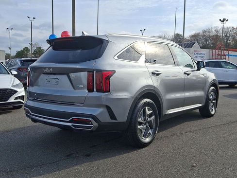 Used 2022 Kia Sorento EX image 28