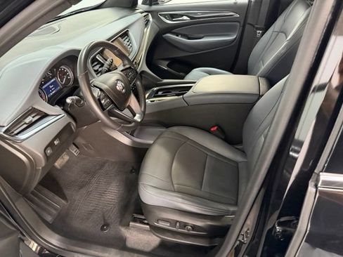 Used 2023 Buick Enclave Essence AWD/4WD image 15