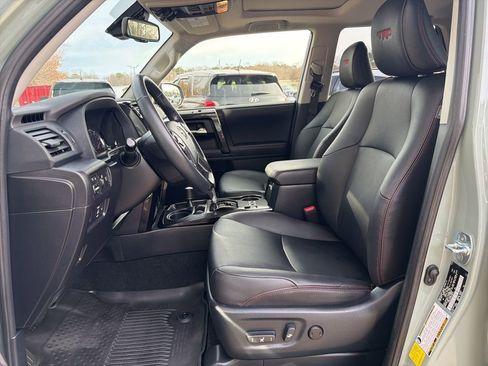 Used 2023 Toyota 4Runner TRD Off-Road Premium image 13