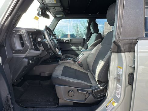 Used 2021 Ford Bronco Big Bend w/ Sasquatch Package image 13