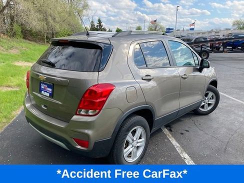 Used 2022 Chevrolet Trax LT w/ LT Convenience Package AWD/4WD image 4