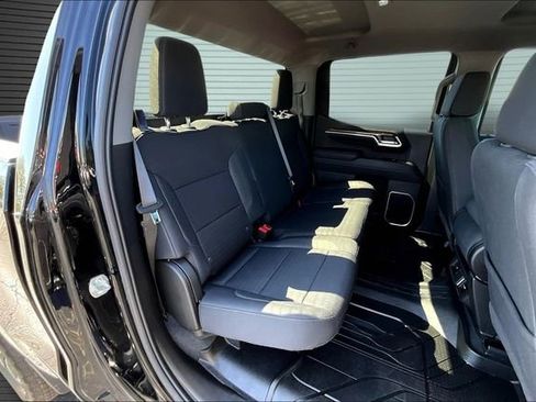 Used 2025 Chevrolet Silverado 1500 RST AWD/4WD image 25
