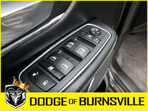 Used 2023 RAM 1500 Laramie AWD/4WD image 19