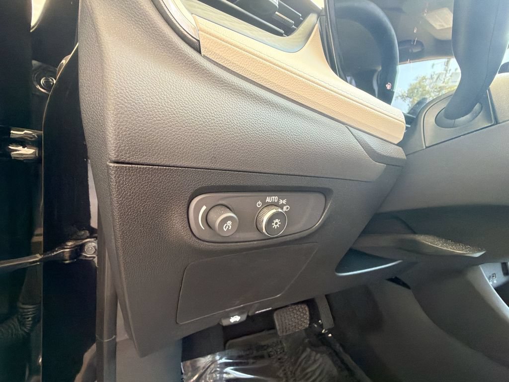 Certified 2024 Buick Encore GX Avenir w/ Avenir Convenience Package AWD/4WD image 25