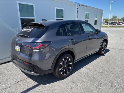 Used 2026 Honda HR-V EX-L image 8