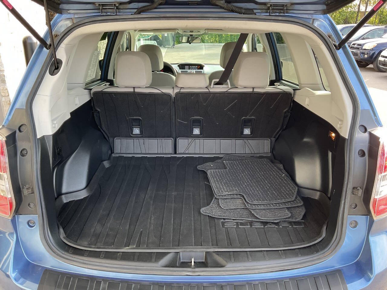Used 2016 Subaru Forester 2.5i Limited AWD/4WD image 32
