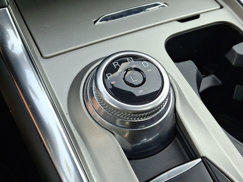 Certified 2023 Ford Explorer Limited w/ Limited Technology Package image 16