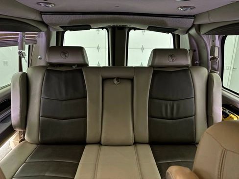 Used 2020 Chevrolet Express 2500 Explorer Limited SE w/ Enhanced Convenience Package image 38