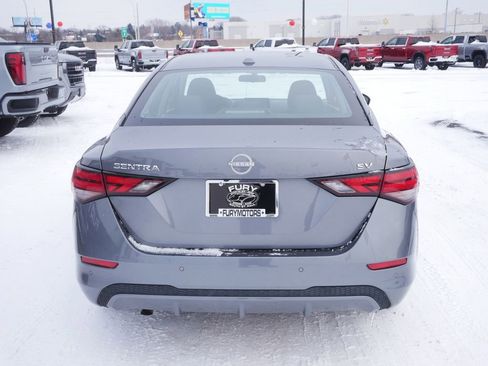 Used 2024 Nissan Sentra SV image 6