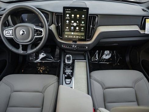 New 2026 Volvo XC60 T8 Plus w/ Protection Package Premier image 19