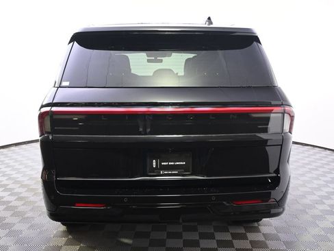 New 2026 Lincoln Navigator Black Label AWD/4WD image 7