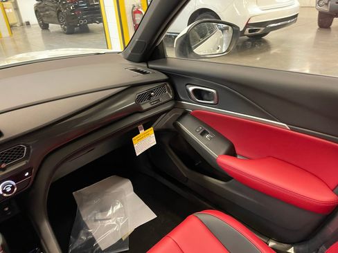 Certified 2025 Acura Integra A-Spec image 23