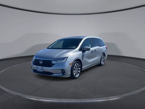 Used 2024 Honda Odyssey EX-L image 5