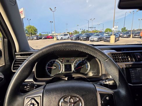 Used 2019 Toyota 4Runner Limited image 31