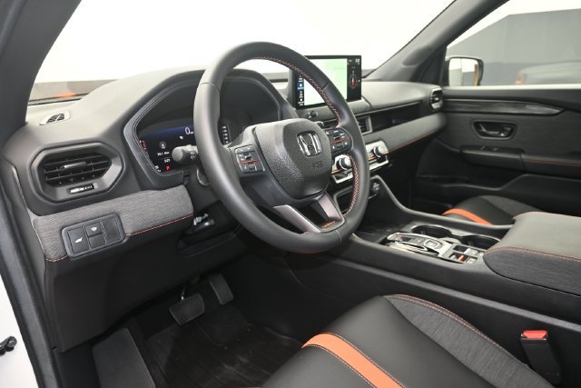 Used 2026 Honda Passport TrailSport image 8