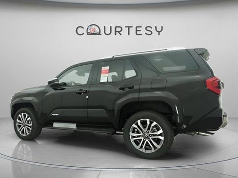 Used 2026 Toyota 4Runner Limited image 20