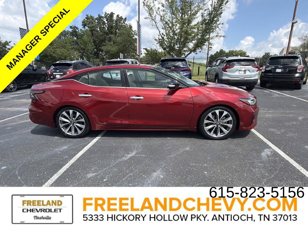 Used 2023 Nissan Maxima Platinum w/ Sport Mat Group FWD image 2