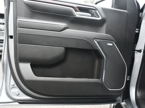 Used 2023 GMC Sierra 1500 SLT w/ SLT Premium Plus Package image 13