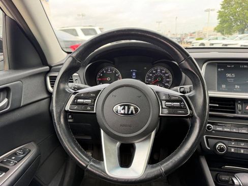 Used 2020 Kia Optima SE w/ Paint Protection Package FWD image 11