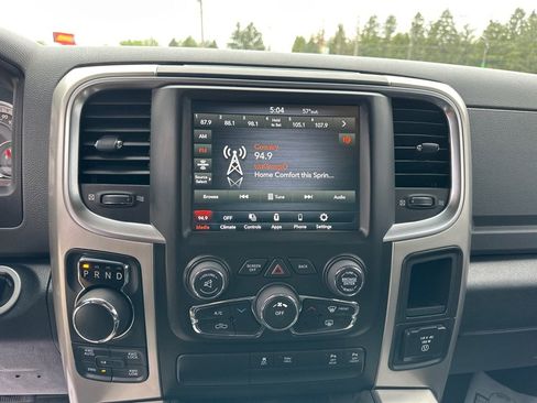 Used 2018 RAM 1500 Big Horn AWD/4WD image 16