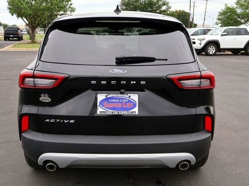Used 2025 Ford Escape Active FWD image 12