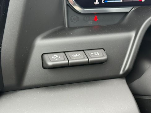 New 2026 GMC Sierra 1500 AT4 w/ AT4 Premium Package AWD/4WD image 33