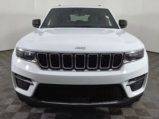 New 2025 Jeep Grand Cherokee Laredo w/ Luxury Tech Group I video 2