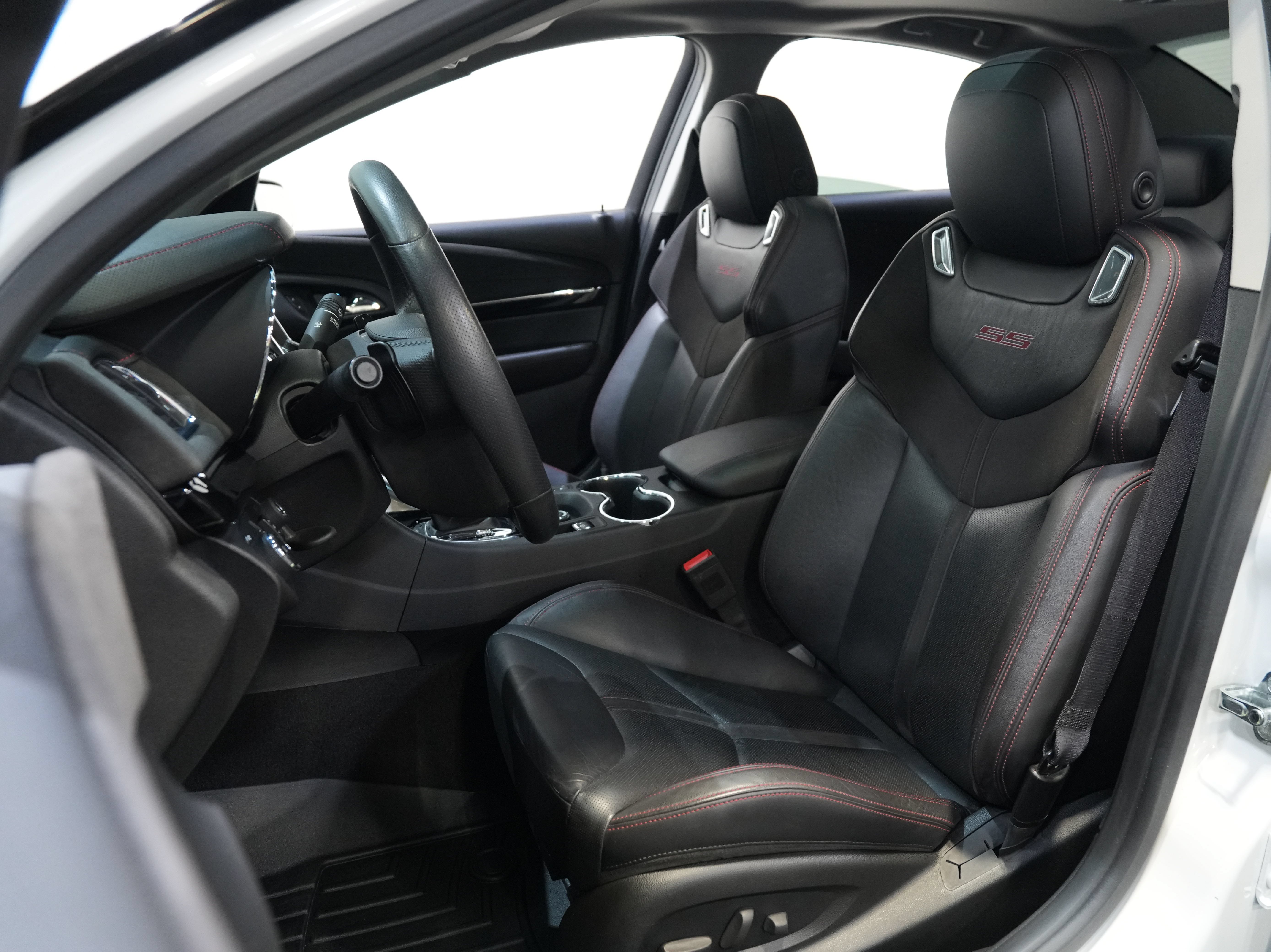 Used 2015 Chevrolet SS RWD image 29