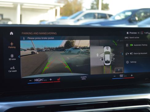 Certified 2023 BMW 330i xDrive Sedan w/ Premium Package image 21