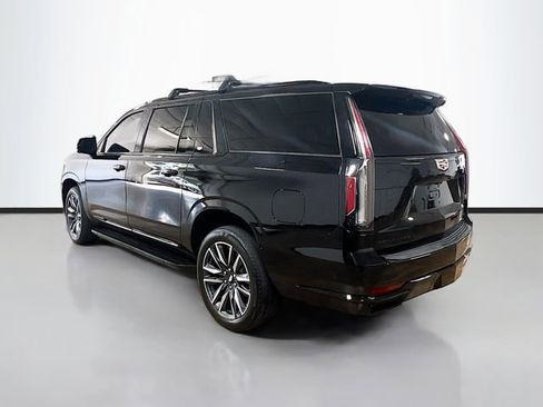 Used 2022 Cadillac Escalade ESV Sport AWD/4WD image 5