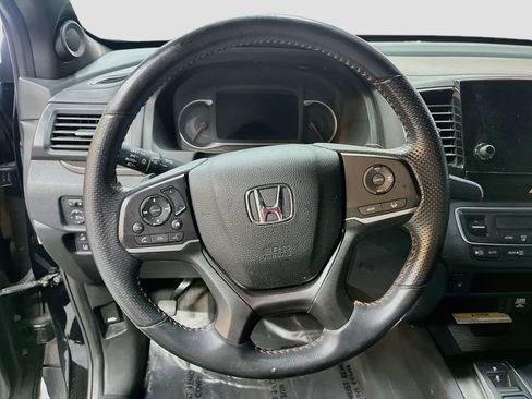 Used 2022 Honda Pilot TrailSport image 11