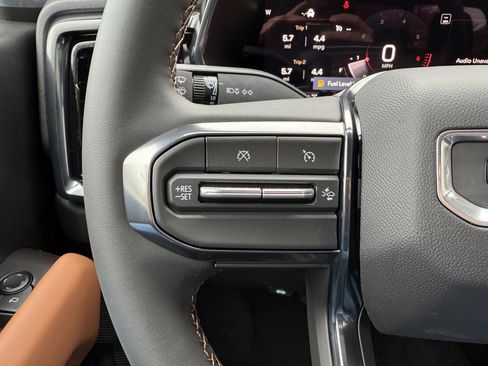 New 2026 GMC Canyon AT4 image 21