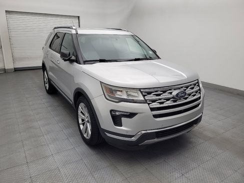 Used 2019 Ford Explorer Limited w/ Class III Trailer Tow Package FWD image 13
