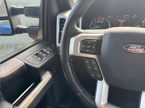 Used 2022 Ford F250 Lariat AWD/4WD image 17