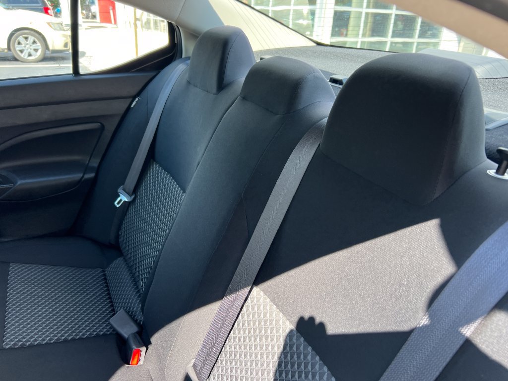 Used 2021 Nissan Versa S FWD image 15