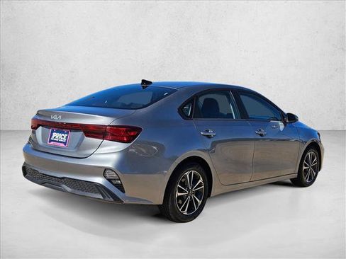Used 2024 Kia Forte LXS FWD image 5