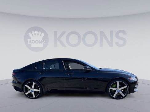 Used 2020 Jaguar XE S RWD image 17