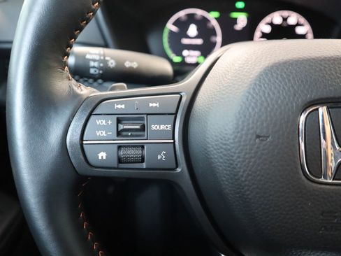 Certified 2025 Honda CR-V Sport image 11